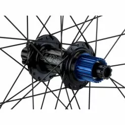 Tune Race 23 Boost Disc 6-Loch 29" Laufradsatz Modell 2021 -Jagdraht Verkaufsladen 377725