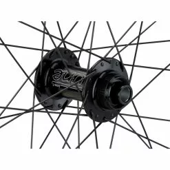 Tune Race 23 Boost Disc Center Lock 29" Laufradsatz - Auslaufmodell 30 Tune Race 23 Boost Disc Center Lock 29" Laufradsatz - Auslaufmodell -Jagdraht Verkaufsladen 377749