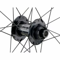 Tune TSR22 Disc Center Lock 28" Laufradsatz Modell 2021 -Jagdraht Verkaufsladen 388789