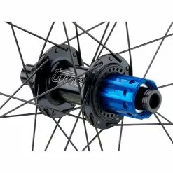 Tune TSR22 Disc Center Lock 28" Laufradsatz Modell 2021 -Jagdraht Verkaufsladen 388791