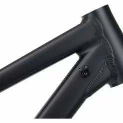 RAAW Mountain Bikes Madonna V2.2 29" Rahmenkit Mit ÖHLINS TTX 2 Air -Jagdraht Verkaufsladen 409110